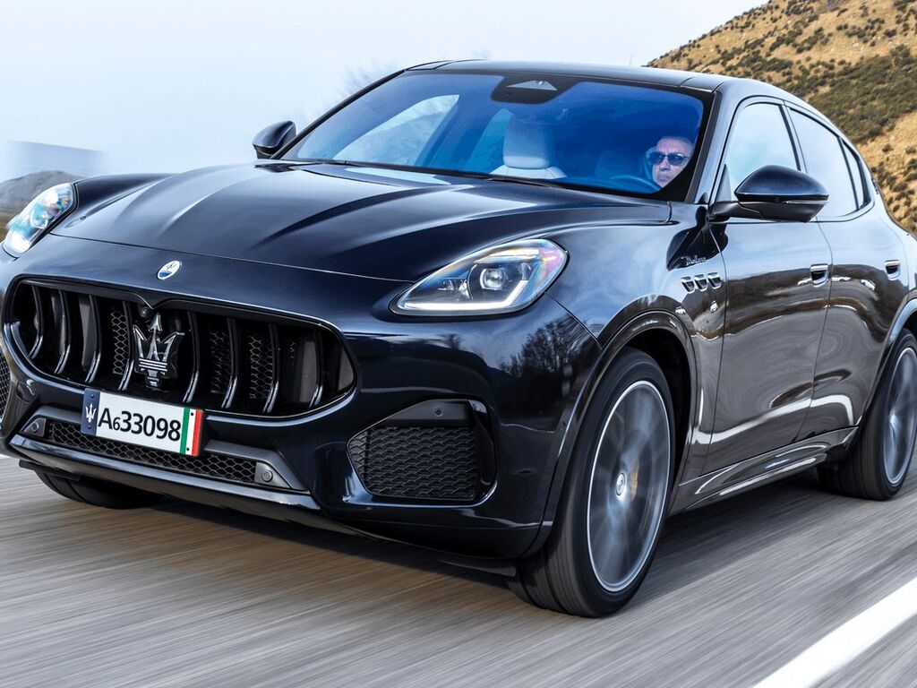 Tappetini Auto Italian Carpet Per Maserati Ghibli 2013-2025: Kit In Moquette 4 Pezzi Con Fondo Antiscivolo E Battitacco - 3