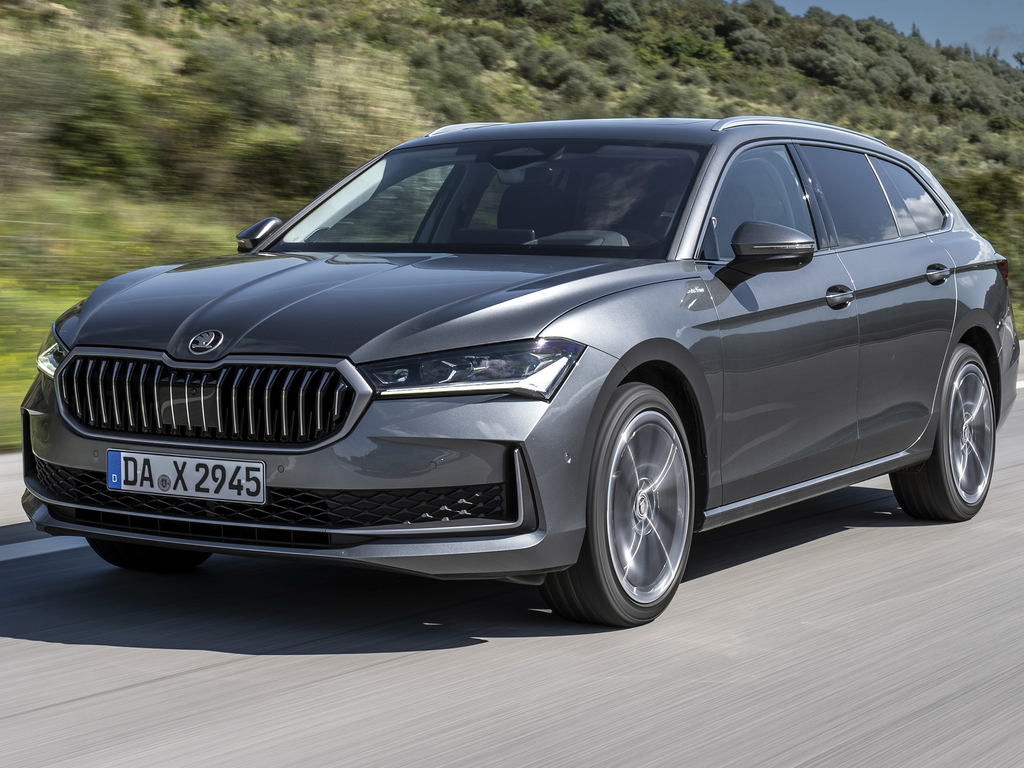 RECAMBO Kofferraumwanne für Skoda Octavia III Kombi, BJ 2013-2020, für
