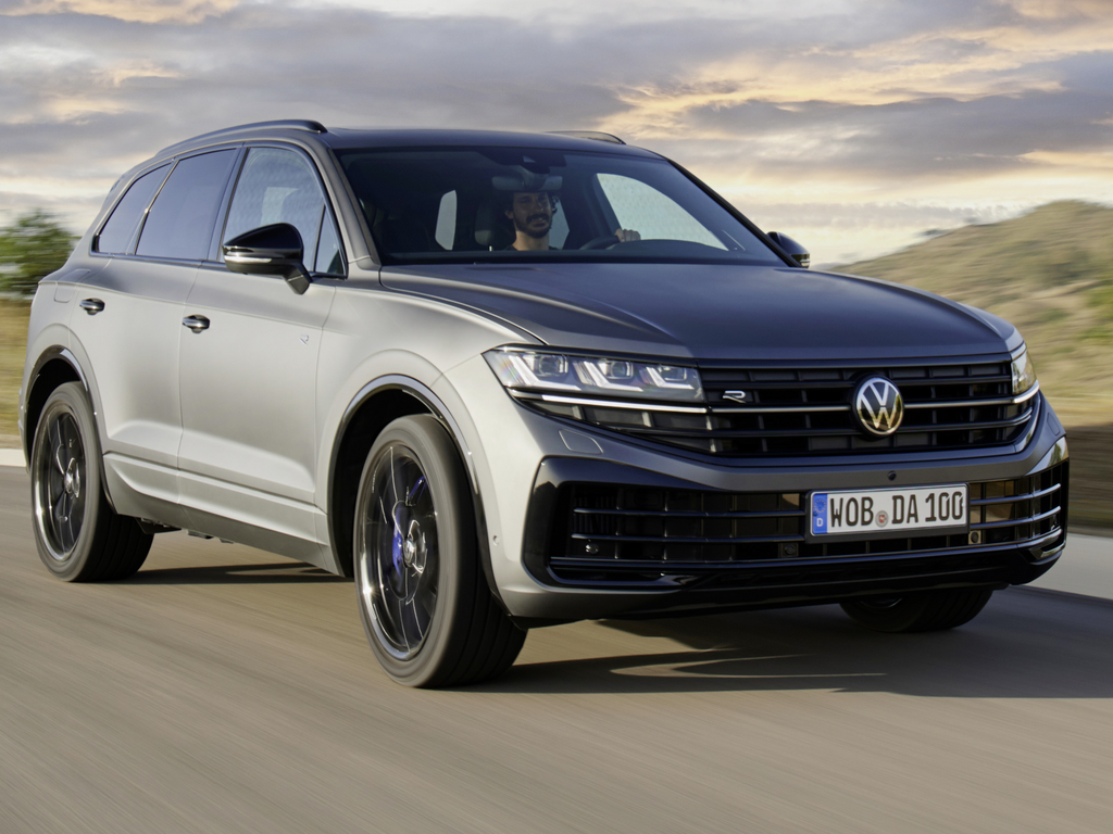 Tapis Avant Volkswagen Caddy IV (2020-) – Velours Basique, Antidérapant – 2 Pièces, Noir – Protection Plancher Facile à Nettoyer