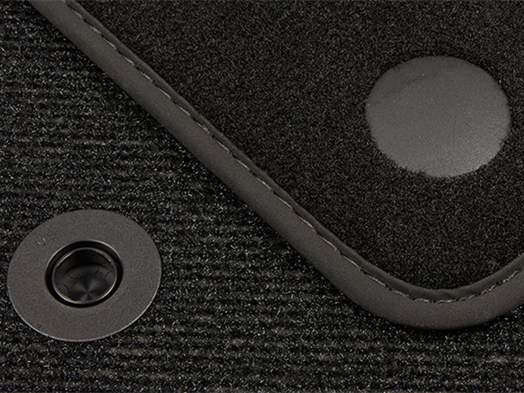 Tapis De Sol Velours Noir Pour Mercedes Classe B W247 (2019+) - Lot 4 Pièces