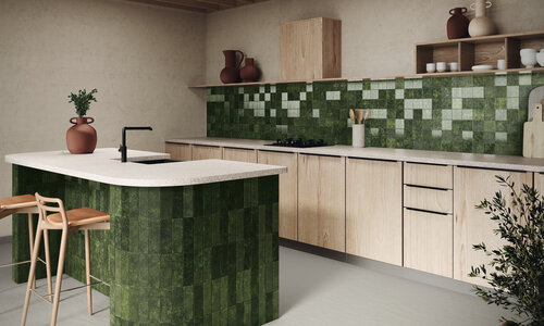 GENUINE_EMERALD_AMB-18