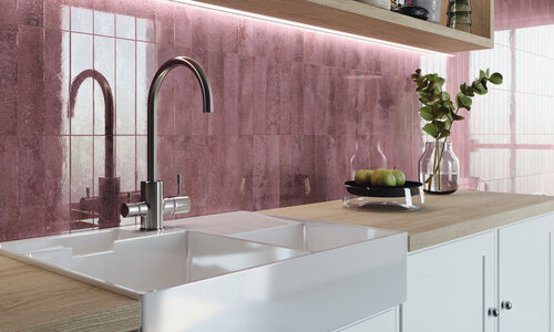 TOUCH_BURGUNDY_AMB-18