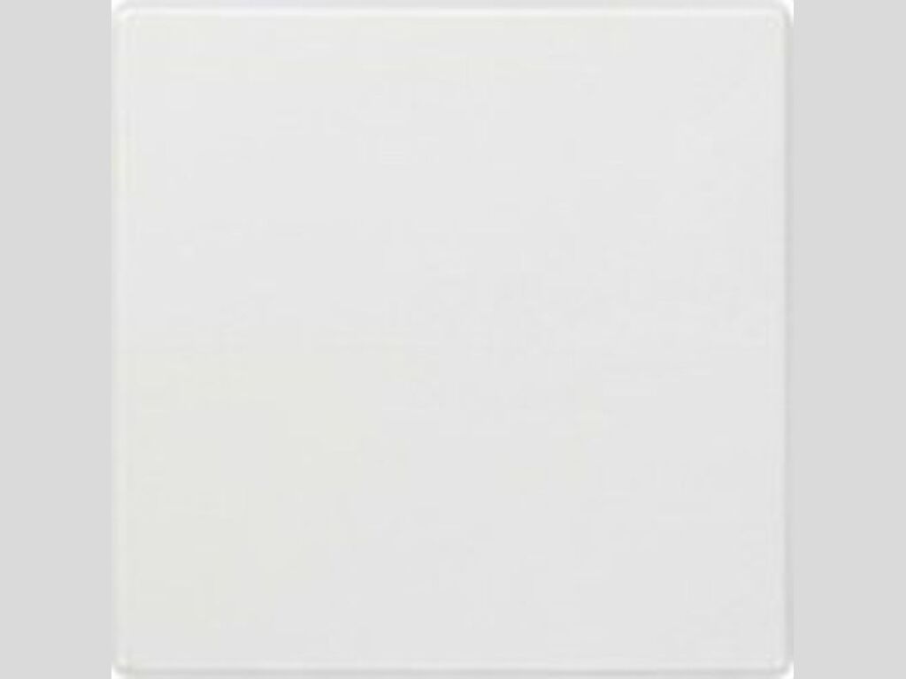 Style, tecla ancha, en acabado color Platino Metalizado