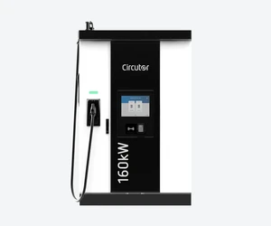 Station de charge rapide compacte