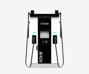 Station de charge rapide compacte