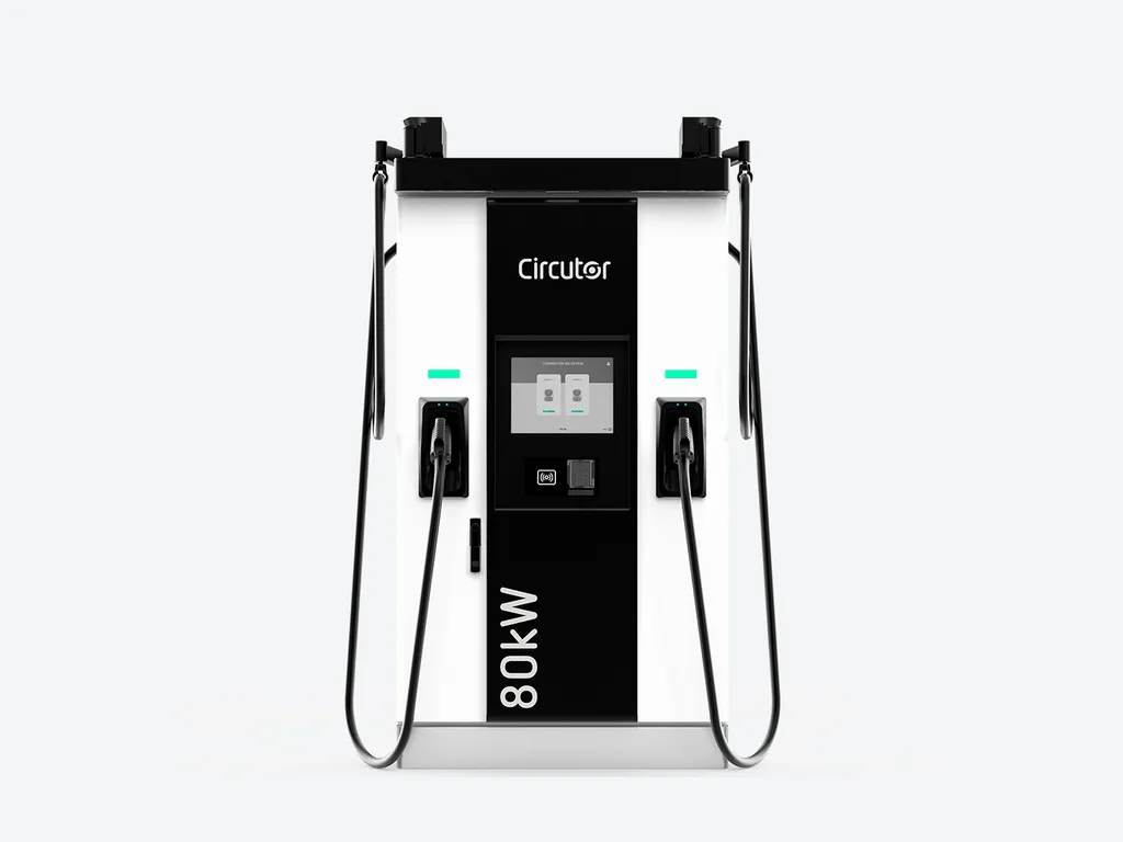 Compact fast charging station
