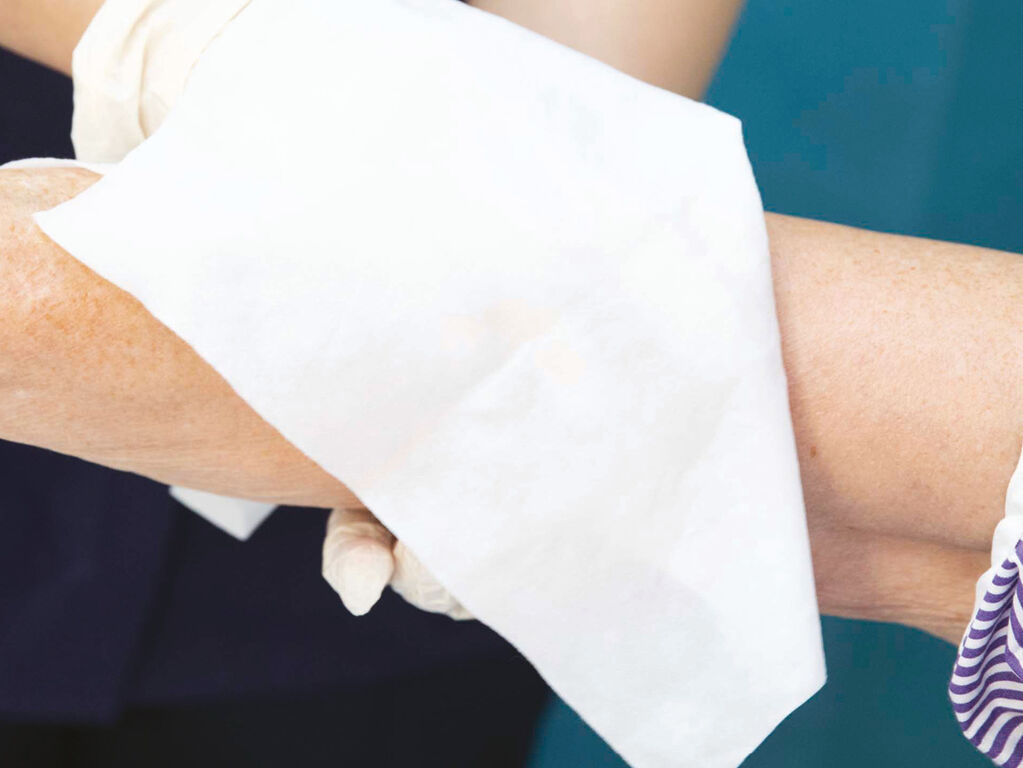 Conti Bathing Washcloth - Fragrance Free - 5 Wipes Image