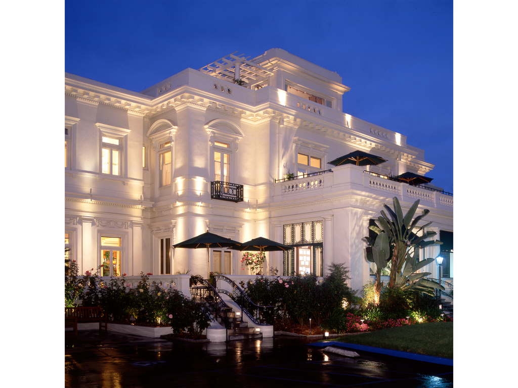 Glorietta Bay Inn