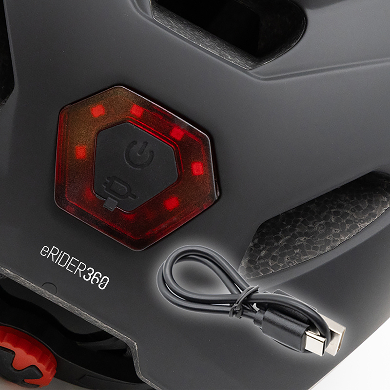 Casco con luz CP02 negro talla única - RuedaQrueda